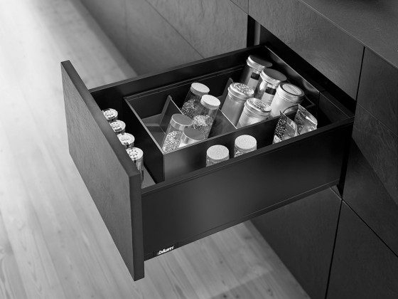 K-BLUM Legrabox, zásuvka C pure 600mm/40kg, Blumotion/TOB, černá, Expando, dřez