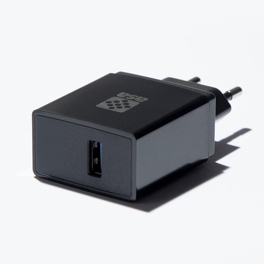 VersaPick nabíječka, 1x USB A/C, ovál, černá mat