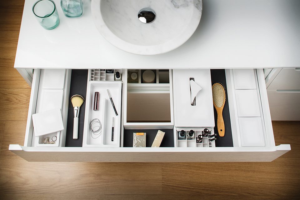 GOLLINUCCI Koupelnový organizér s příslušenstvím 270mm 308x242x53mm bílá