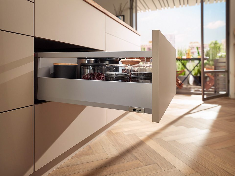 BLUM sada Merivobox, zásuvka E reling, 450mm/70kg, světle šedá IG