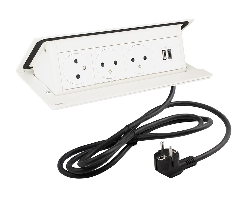 LEGRAND elektrická zásuvka PopUp, 3x 230V Francouzská, 1x USB A+C, bílá matná