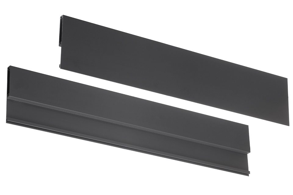 StrongMax 16/18 čelní profil 1100mm, vnitřní zásuvka, šedá