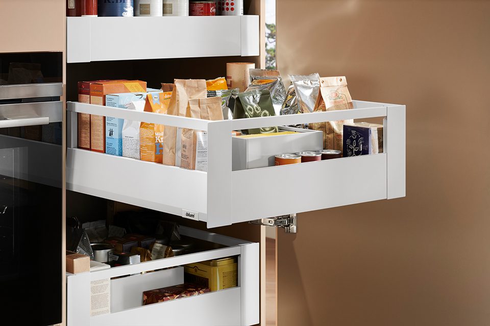 K-BLUM Merivobox, zásuvka E reling 600mm/40kg, bílá, vnitřní, reling