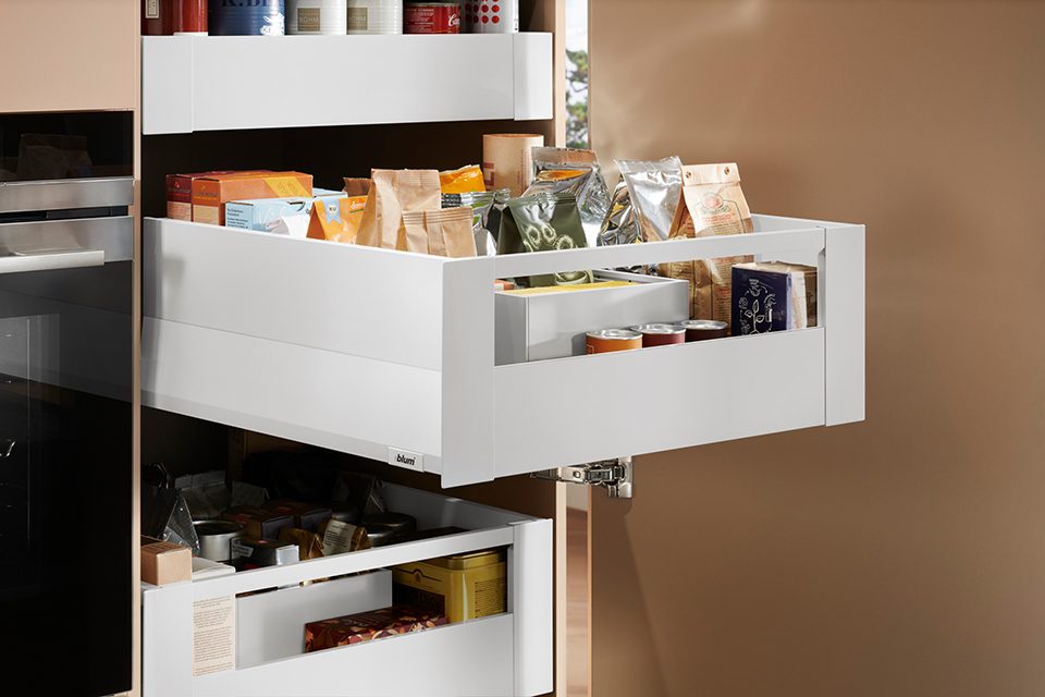 K-BLUM Merivobox, zásuvka E boxcap 270mm/40kg, bílá, vnitřní, reling