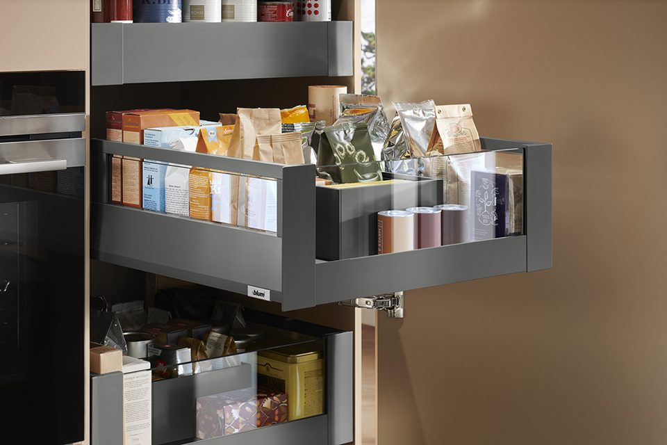 K-BLUM Merivobox, zásuvka E reling 550mm/40kg, tmavě šedá OG, vnitřní, sklo
