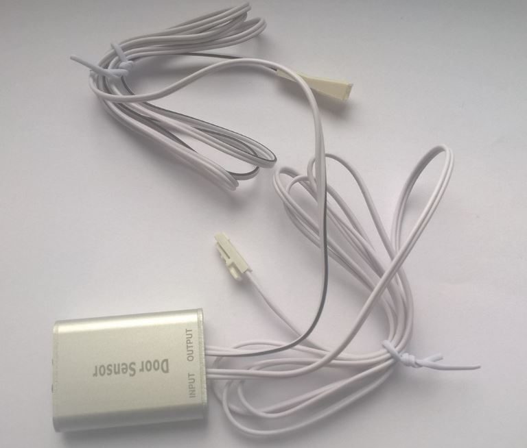 StrongLumio dveřní senzor alu, 12/24V 48/96W 4A konektory Mini, stříbrná