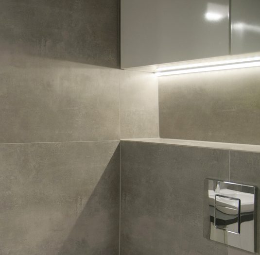StrongLumio profil LED Corner 10, 2000mm stříbrná elox