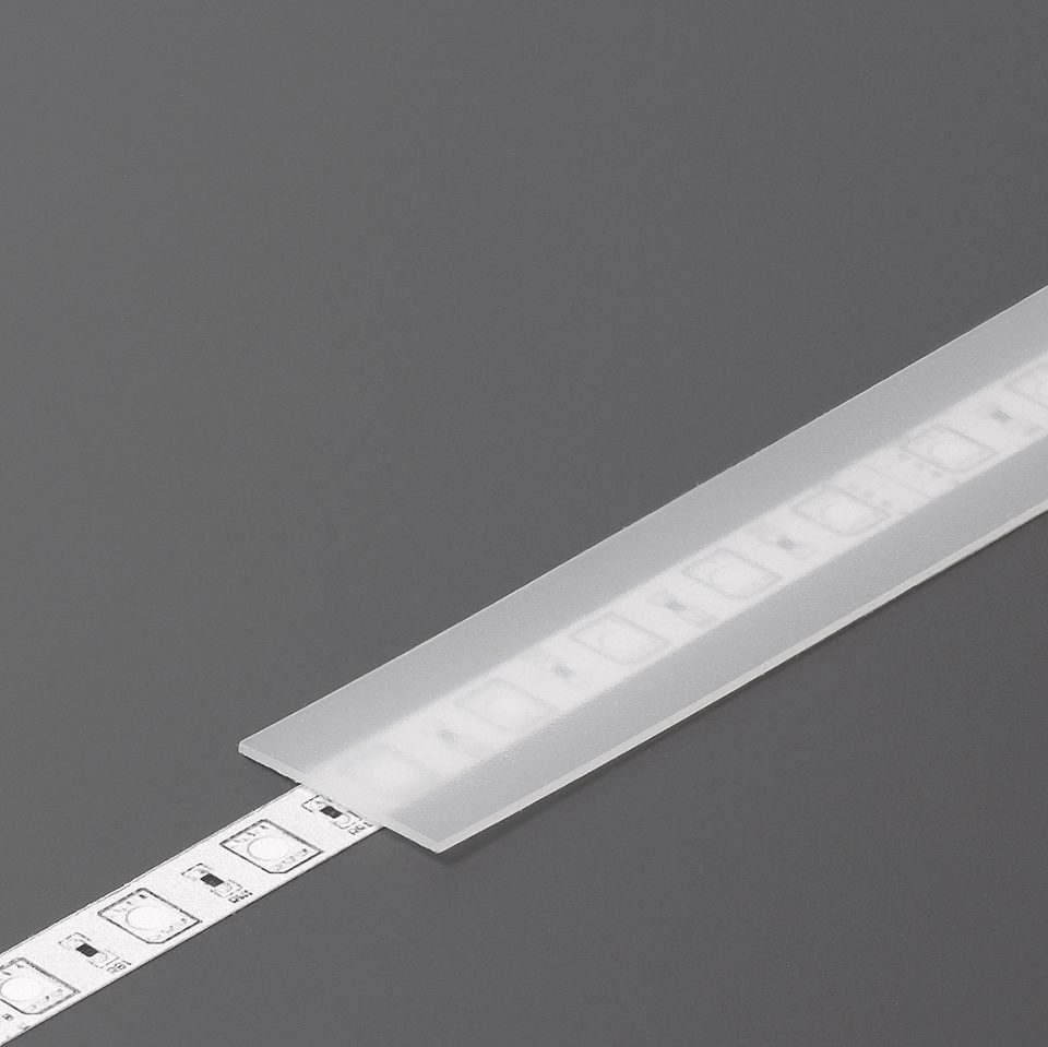 StrongLumio krycí lišta E k profilu Cabi naklapávací/násuvná, 2000mm průsvitná