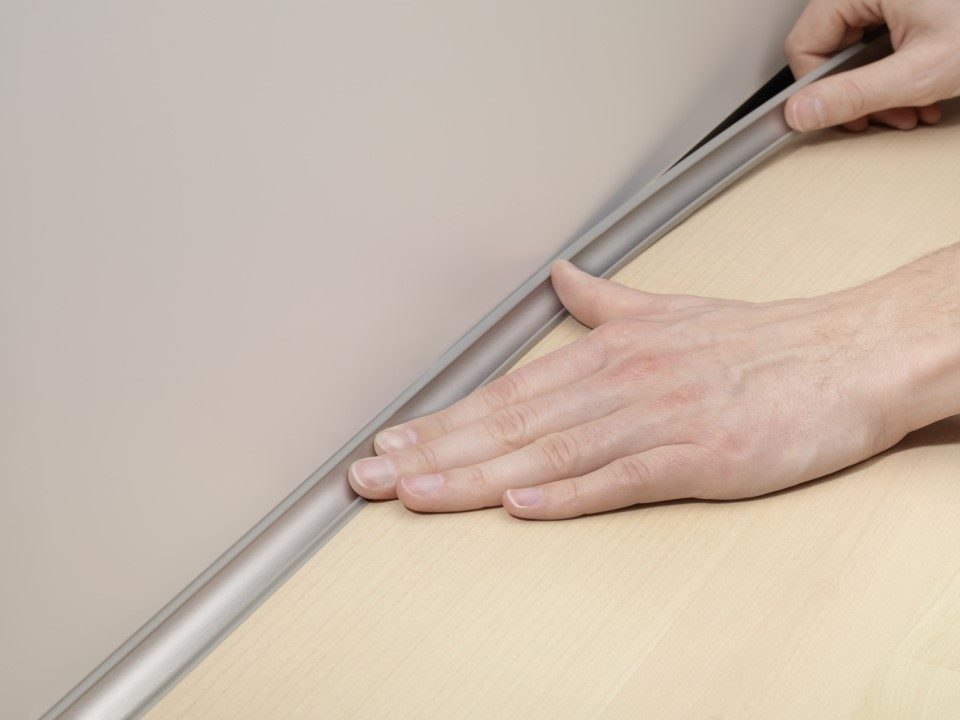 TL Slim line plus (Compact line) BÍLÁ LESK 4,2m