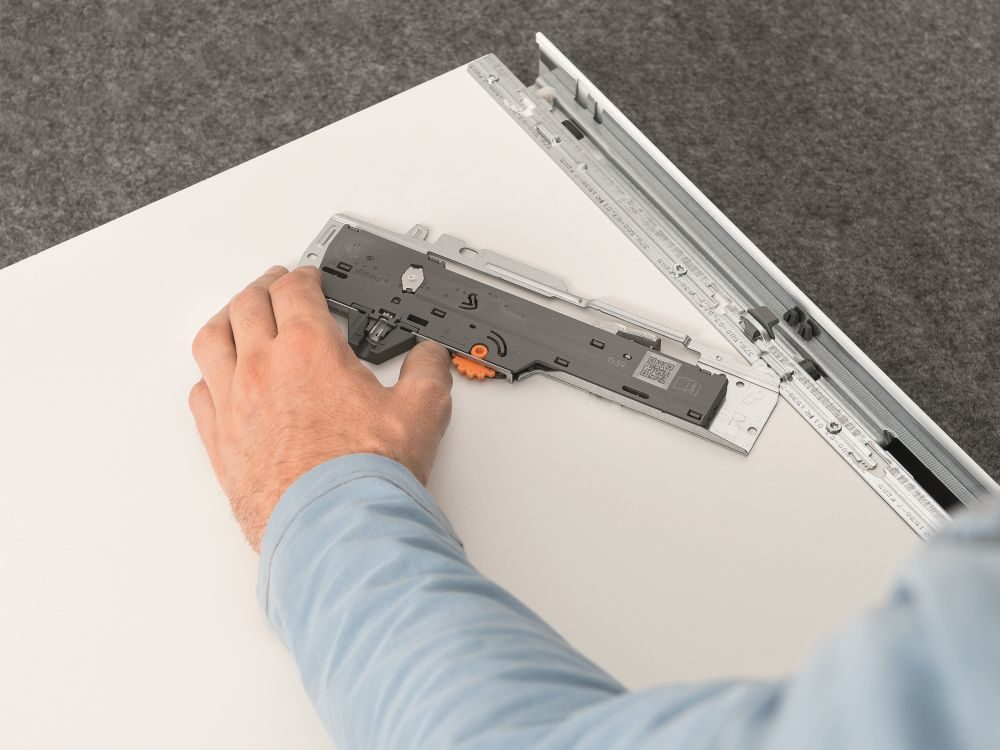 BLUM T60B3130 Antaro, moduly TOB S1, 270-300mm, 10-20 kg