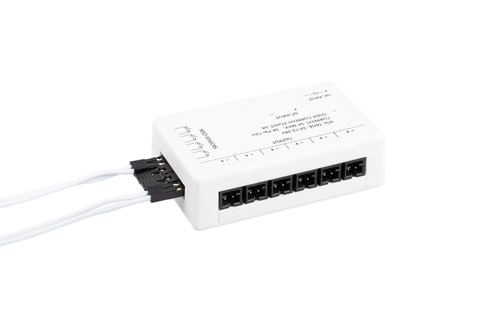StrongLumio dveřní vypínač pro max 4 magnetické senzory, 12/24V