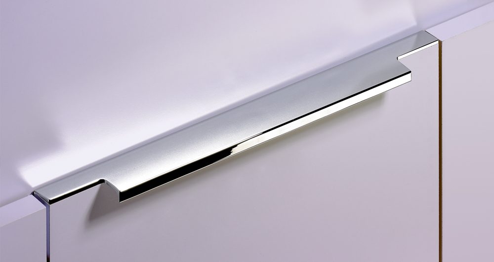 HETTICH 9105821 Úchytka LAMEZIA L495 imitace nerezi