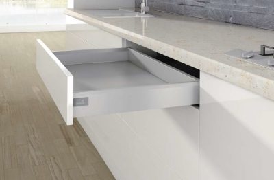 HETTICH 9121207 Arcitech bok 500/94 L stříbrný