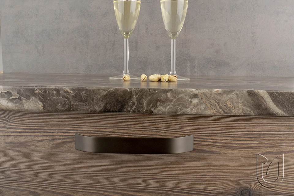 TULIP Úchytka Scala 320 černá broušená