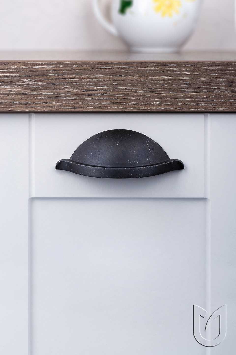 TULIP Úchytka Corsica 64 staročerná